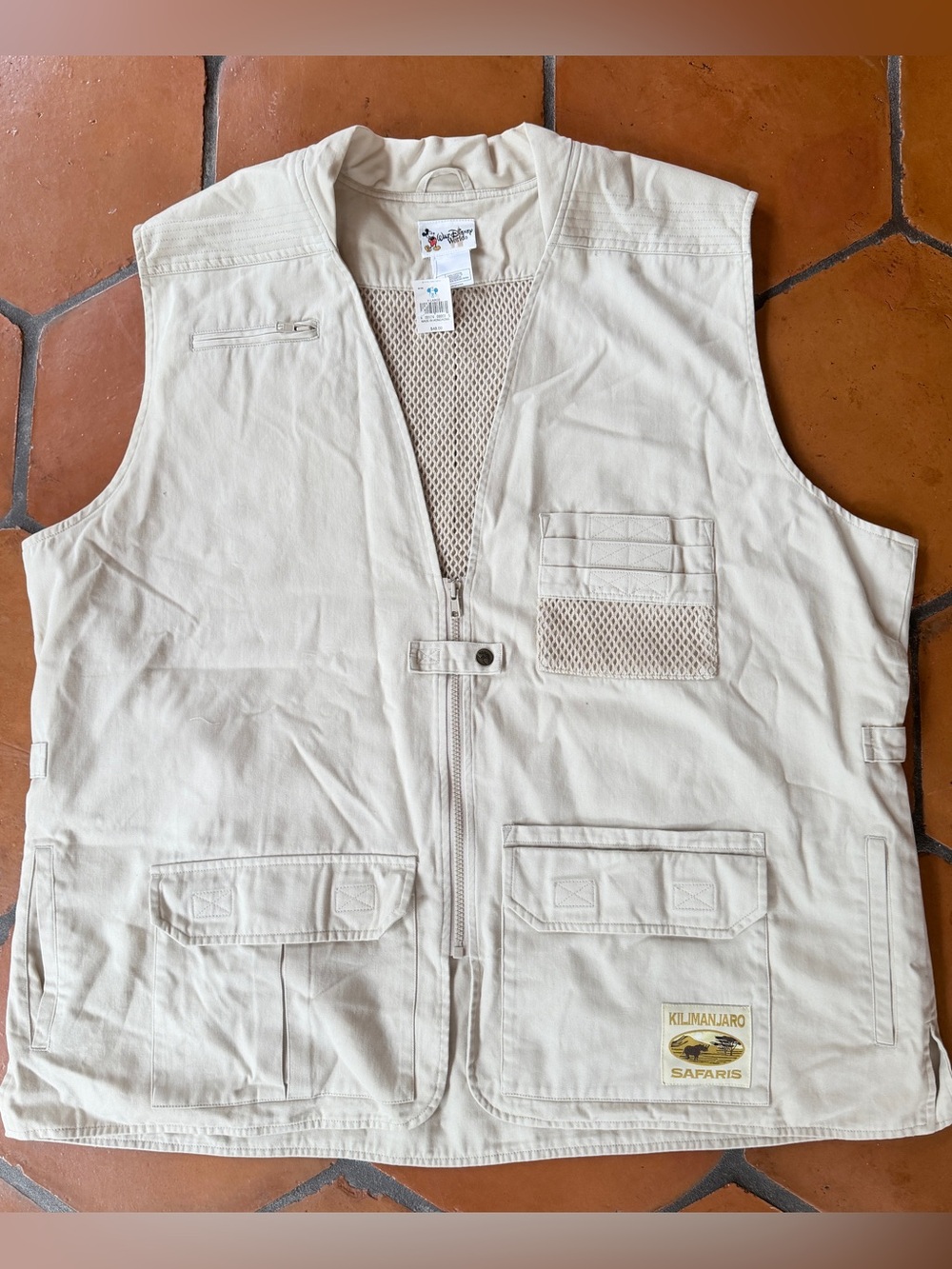 NEW Walt Disney World Animal Kingdom Kilimanjaro Safaris Zip Front Vest NWT XL